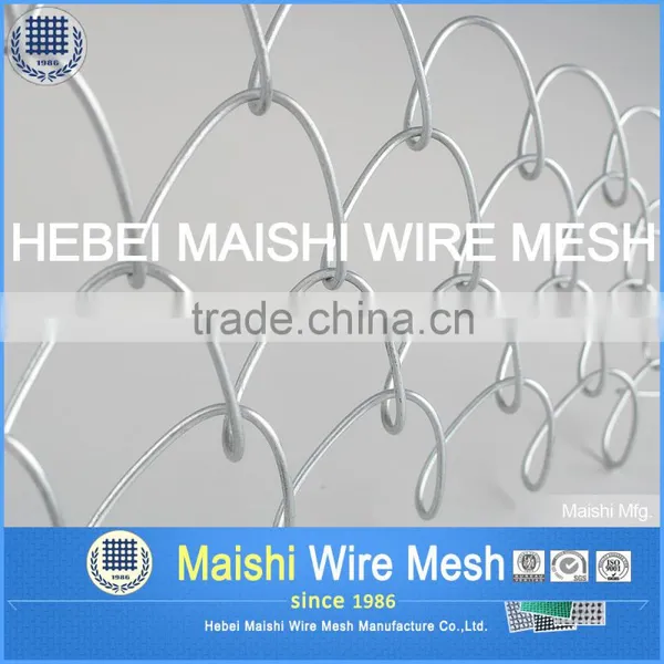 PVC Coated and Galvanized 50mm Opening 2.5mm Chain Link Fence photo-4