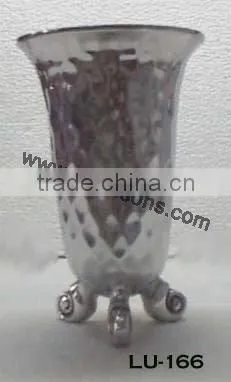Hammered Patterns in Sugar Style Metal Vase in Mirror Polish Made in Sheet Aluminium photo-4