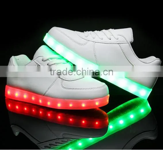 Adult Children Stock Price Cheap LED Light up Shoes photo-4