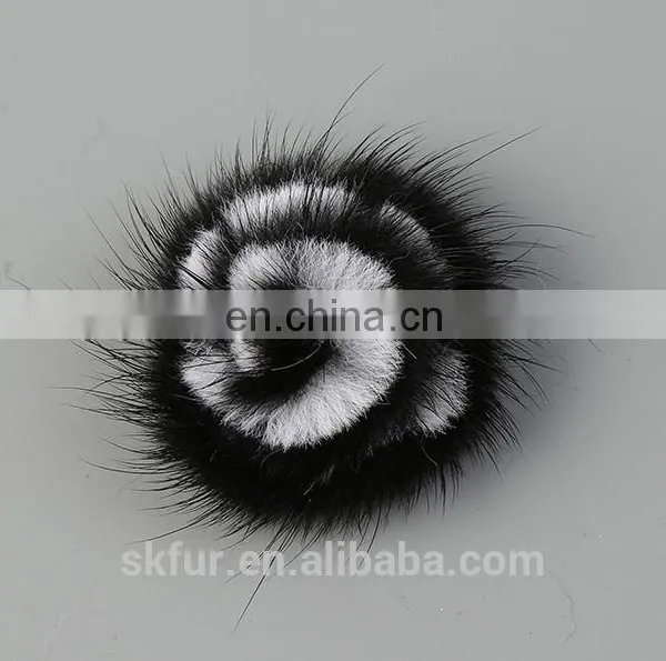 Fluffy and Cute Factory Price Mink or Fox Fur Flowers photo-3