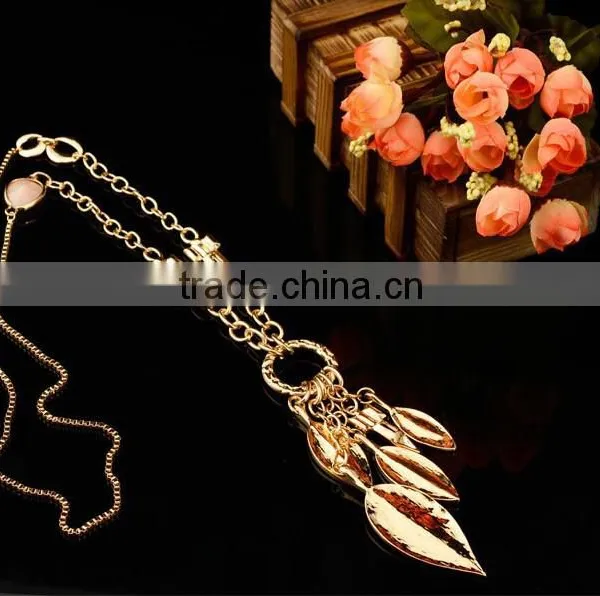 Gold Blossom Leaf Long Pendant Necklace photo-3