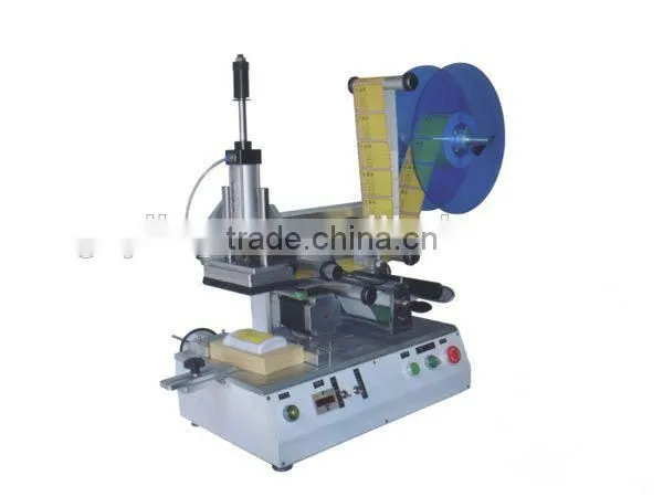 Semi-automatic Flat Labeling Machine: photo-2