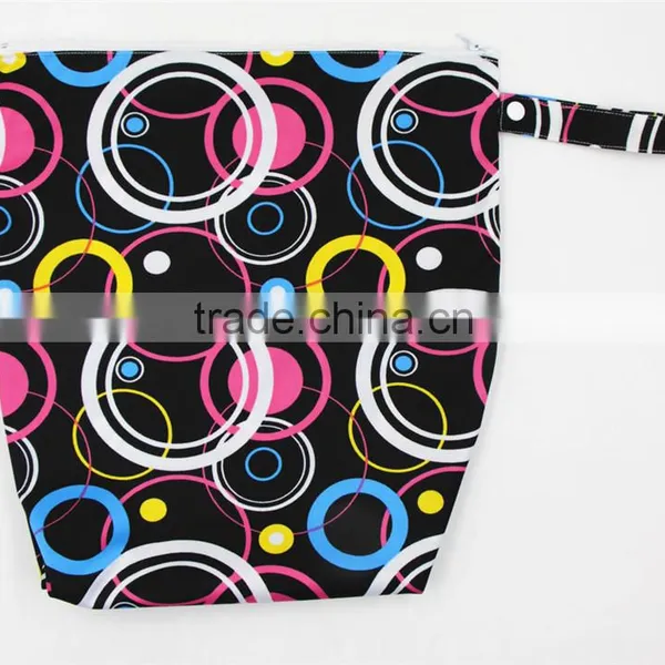 New Design Baby Cloth Diaper Zipper Wetbag,washable and Reusable Double Pocket Cloth Nappy Bag photo-3
