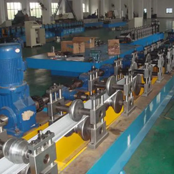 Steel Stainless Steel Color Steel High Speed CZ Purlin Roof Truss Lipped Channel Machine photo-2