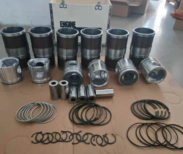 3925878 Cummins 6CT четыре комплекта
