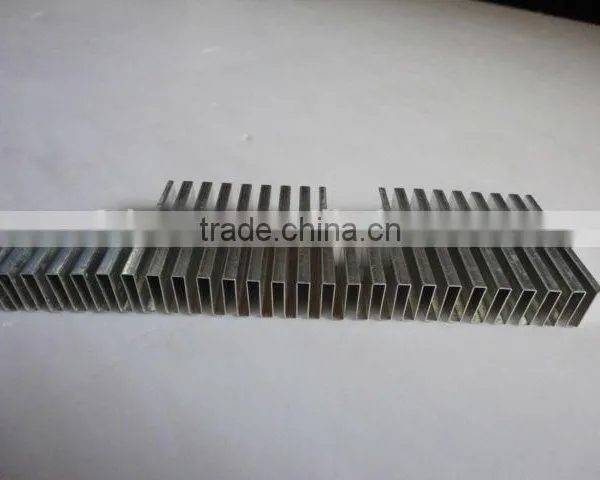 Aluminum Pin Fin With Threaded Standoffs Designed to Mount a Fan Foled Aluminum Fin photo-2