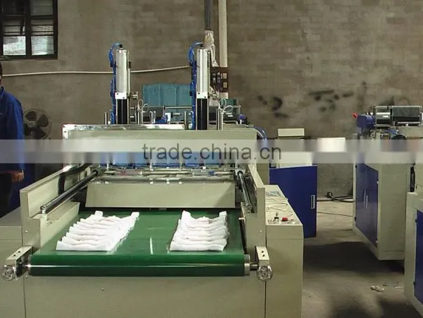 PE Supermarket Plastic T-shirt Bag Making Machine photo-2