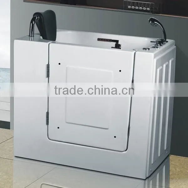 Walk in Bathtub With Door