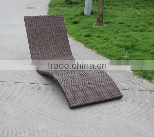 Outdoor Poolside Sun Loungers With Aluminum Frame photo-4