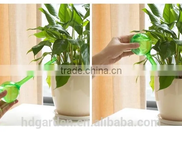 Colored Plastic Ball Shaped Automatic Waterer for Pot Plant Flower Watering Balls photo-4