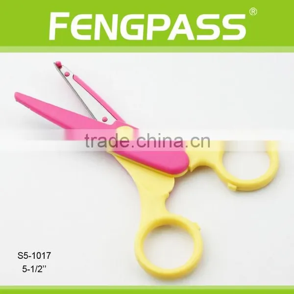 S5-1017 5.5 Inch 2Cr13 Stainless Steel Blade With Colorful Plastic Handle Pattern Shears photo-2
