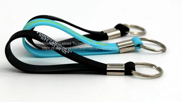 Promotional beautiful fashion design custom silicone Key Chains