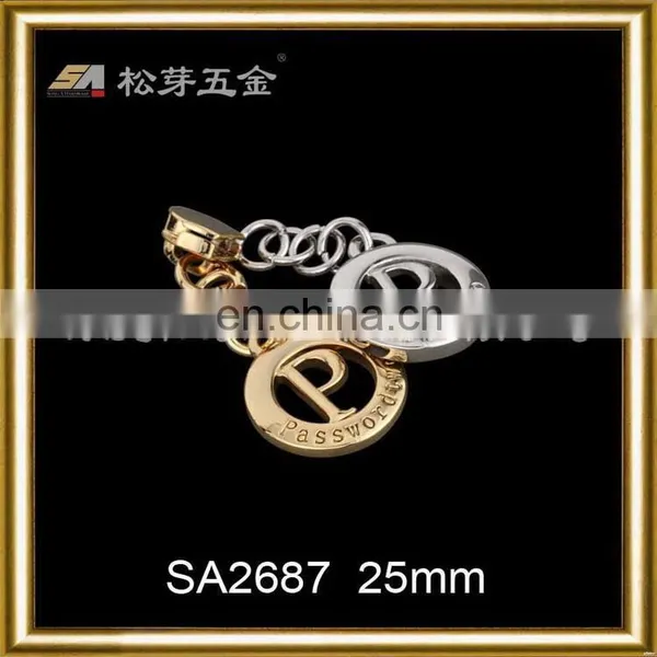 Contemporary Classical Zinc Alloy Car Logo Keychain