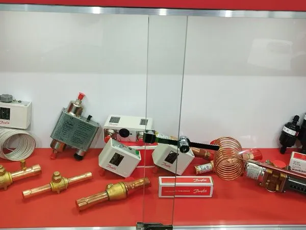 Danfoss Differential Pressure Controller Oil Pressure Protection Switch 060B170 -060B171 -060B172 -060B178 -060B173 -060B166 -060B167 photo-4