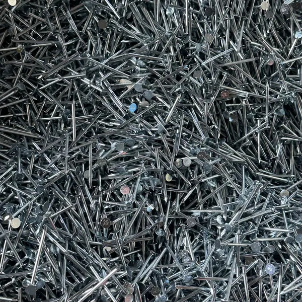 Hot-Dipped Galvanized Clout Head Nails for Construction 1kg/bag Custom Sizes photo-3