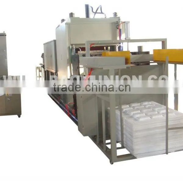 instant food container machine