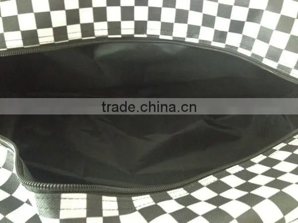 Travelers Club 40L Rolling Duffel Bag With Trolley photo-5