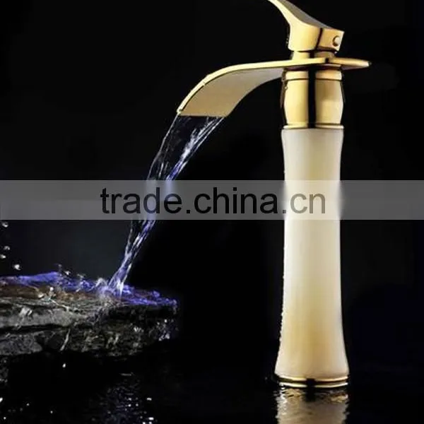 Luxury Waterfall Taps Antique Golden Waterfall Water Mixer Tap photo-2
