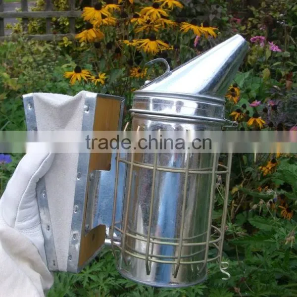 Factory Price Manual Stainless Steel Bee Smoker With Heat Shield photo-5