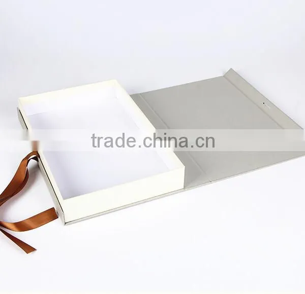 Custom Luxury Magnet Flap Cardboard Gift Packaging Box With Ribbon photo-3