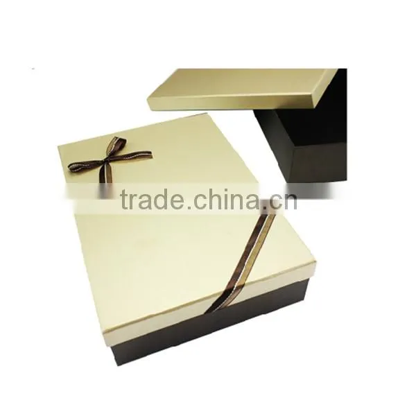 Custom Cardboard Paper Packaging Box for Cloth photo-2