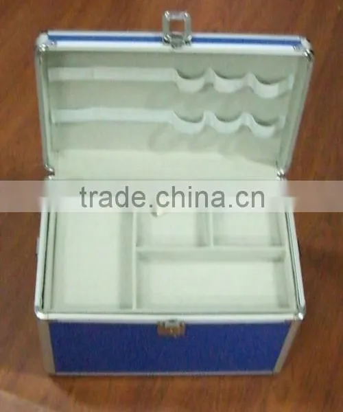 Durable Aluminum First Aid Carrying Case Made in China photo-2