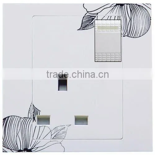 13A Socket With Switch Q27 Flower