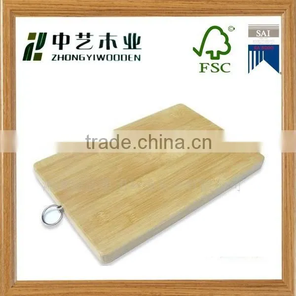 2015 China Factory Suppliers Hot Selling FSC&SA8000 OEM Kitchen Wooden Pizza Cutting Board With Cheese Tool Set photo-2