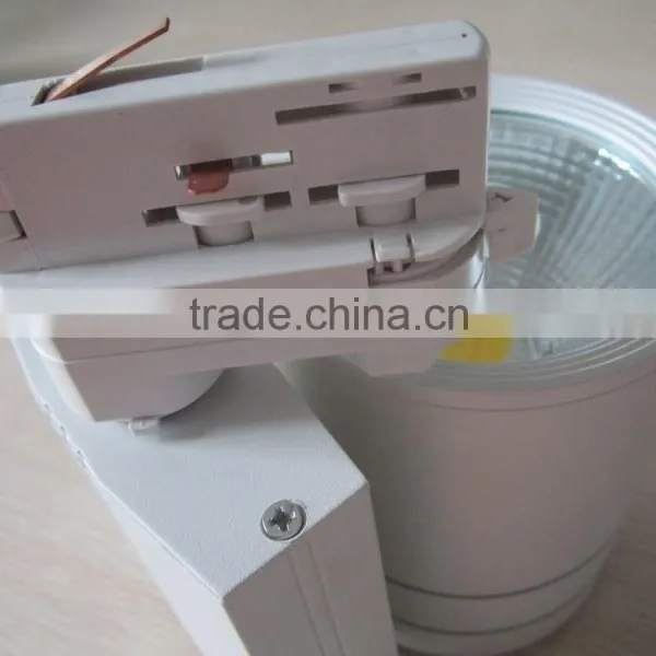 China Supplier Express Ningbo Cob Led Track Light Spotlight 30W photo-3
