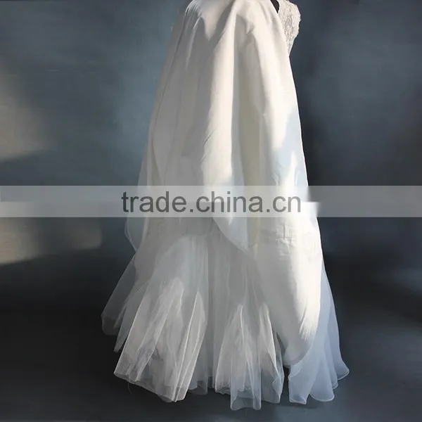 Applique Lace Deep V Neck Wedding Dress photo-6