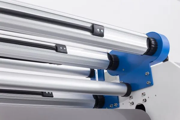 DMS-1700A Laminator 62 Inch Self-peeling Automatic Rolling Vinyl PP Sticker Laminating Machine photo-5