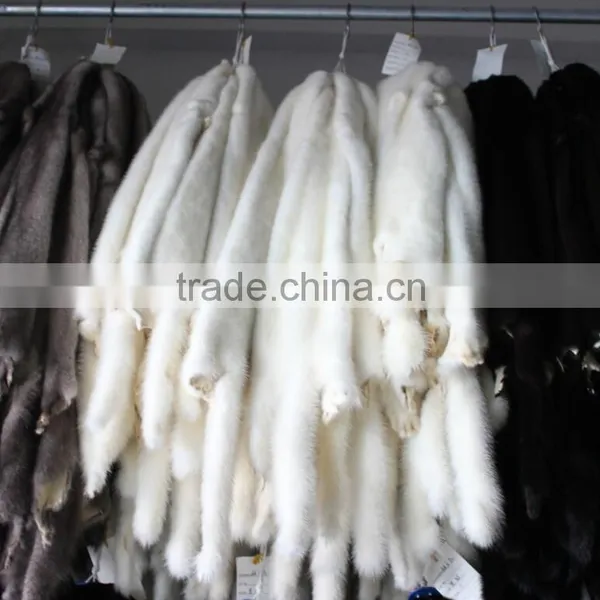 Luxury White Real Mink Fur Wholepieces Skin and Fur Pelt For Gorgeous Coats of Women