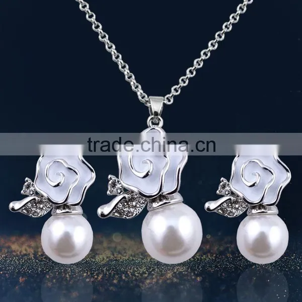 Latest Fashion Handsome Flower Necklace/Earrings Sets For Girl photo-2
