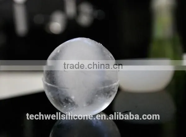 Hot Sale 3D Silicone Ball Shape Ice Cube Tray photo-3