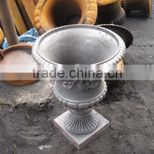Hot Sale ,hight Quality Cast Iron Flowerpot photo-3