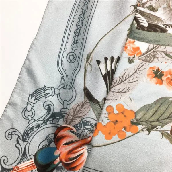 Unique Design Hot Sale Custom Heavy Silk Scarf photo-4