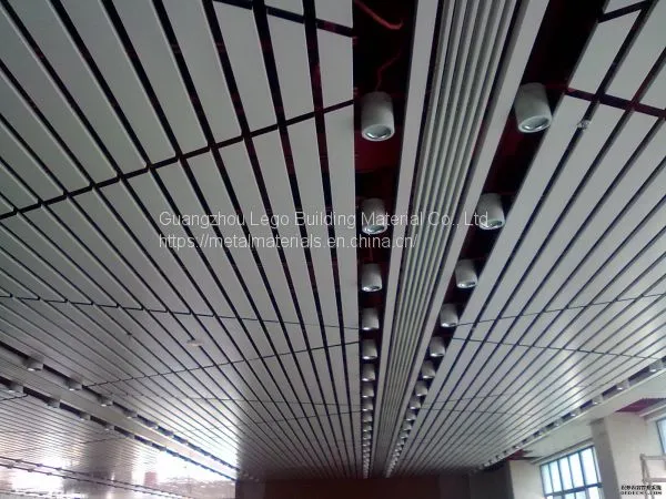 Airport Non-standard Aluminum Square Pass Fashion photo-3
