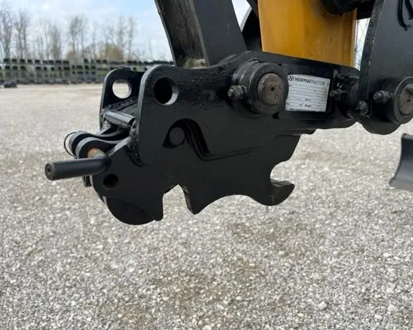 0.8-3.5T Excavator Quick Hitch for Sany SY35U CAT 308E No Welding Needed Global Stock photo-3