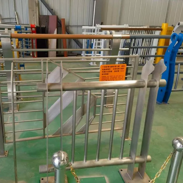 Galvanized and Powder-coated Combined Bridge Guardrails, Manufactured by a Physical Factory With Novel Styles. Longbang Traffic Facilities photo-2