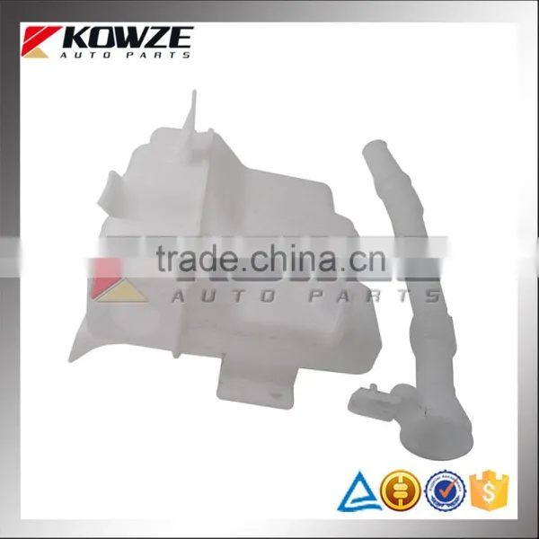 Auto Parts Windshield Washer Tank For Mitsubishi DELICA CV4W Outlander CW4W CW5W CW6W CW8W 8260A094 photo-3