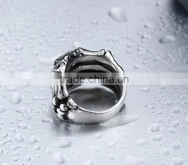 Mens Silver Black Vintage Skull Hand Bone Gothic 316Lstainless Steel Ring Band photo-3