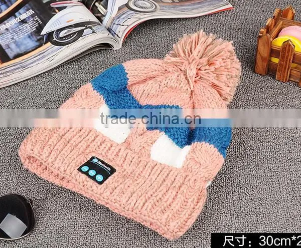 Fashion Ladies Valentine Gifts Bluetooth Knitted Hat Winter Smart Bluetooth Hat for Listen to Music Bluetooth Headset photo-6
