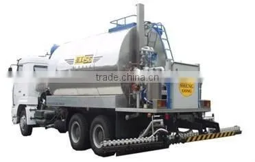 SINOTRUK Special Trucks Asphalt Distributor