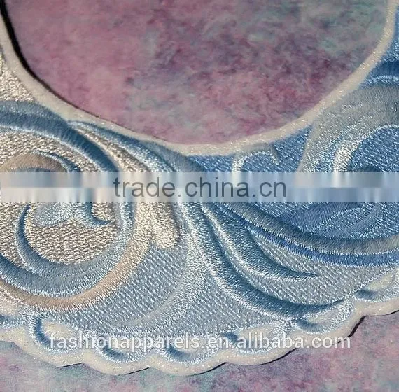 Custom High Quality Embroidered Creative Moon Patch for Clothes Embroidery Patch Made in China Choose Size/color photo-3