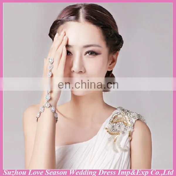 WS0008 Gothic Lolita Palace Party Jewelry Lace Charm Cuff Bracelets Wristband Rings Fashion Bangle Handchain Bride Jewelry