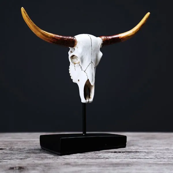 Nordic Retro Creative Resin Imitation Animal Head Home Decoration Products Resin Cow Skull Crafts Display