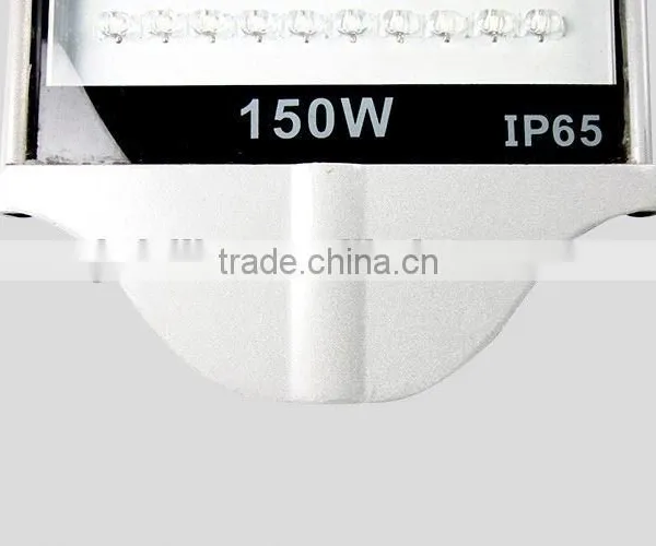 2016 Design Shop Cheap Price Die-casting Aluminum Ip65 22w 30w 33w Outdoor Led Street Light photo-3