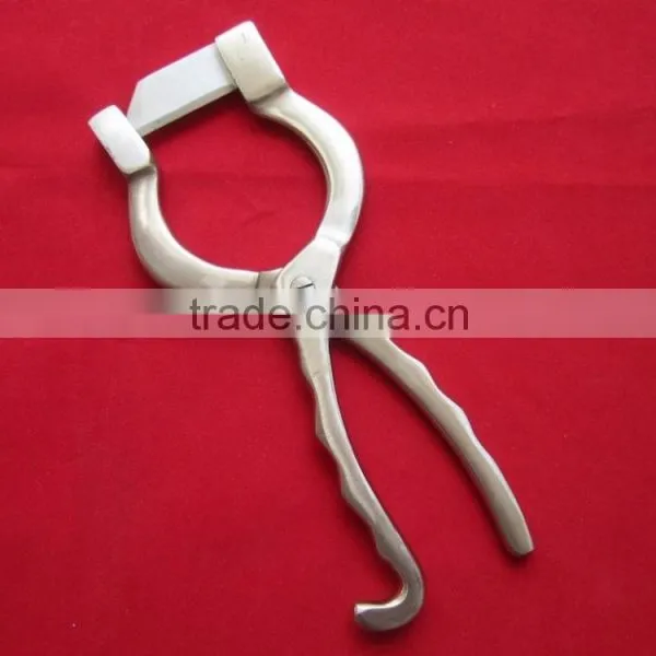 Newberry Castrating Knife Castrate Cattle Bulls Made By BOSS Healthcare Instruments