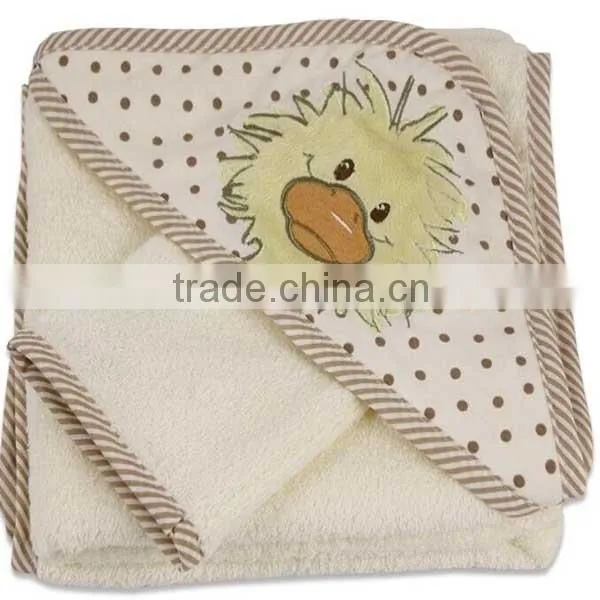 Baby Bathing Hooded Towel Wash Mitt Set With Duck Applique