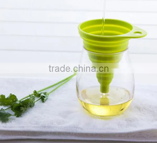 4 Colors Gel Practical Bar Tools Small Collapsible Foldable Silicone Funnel photo-5